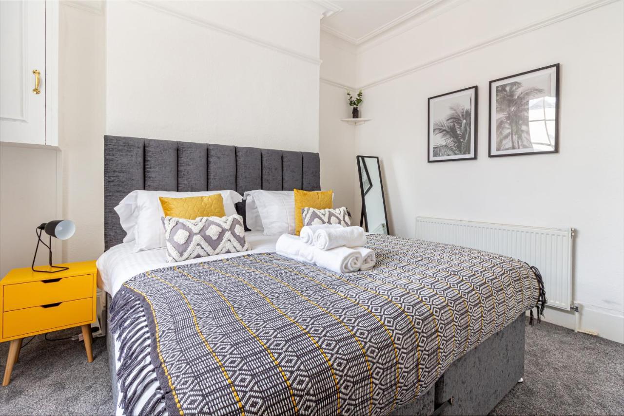 Host & Stay - Montpellier Villa Apartment Cheltenham Eksteriør bilde